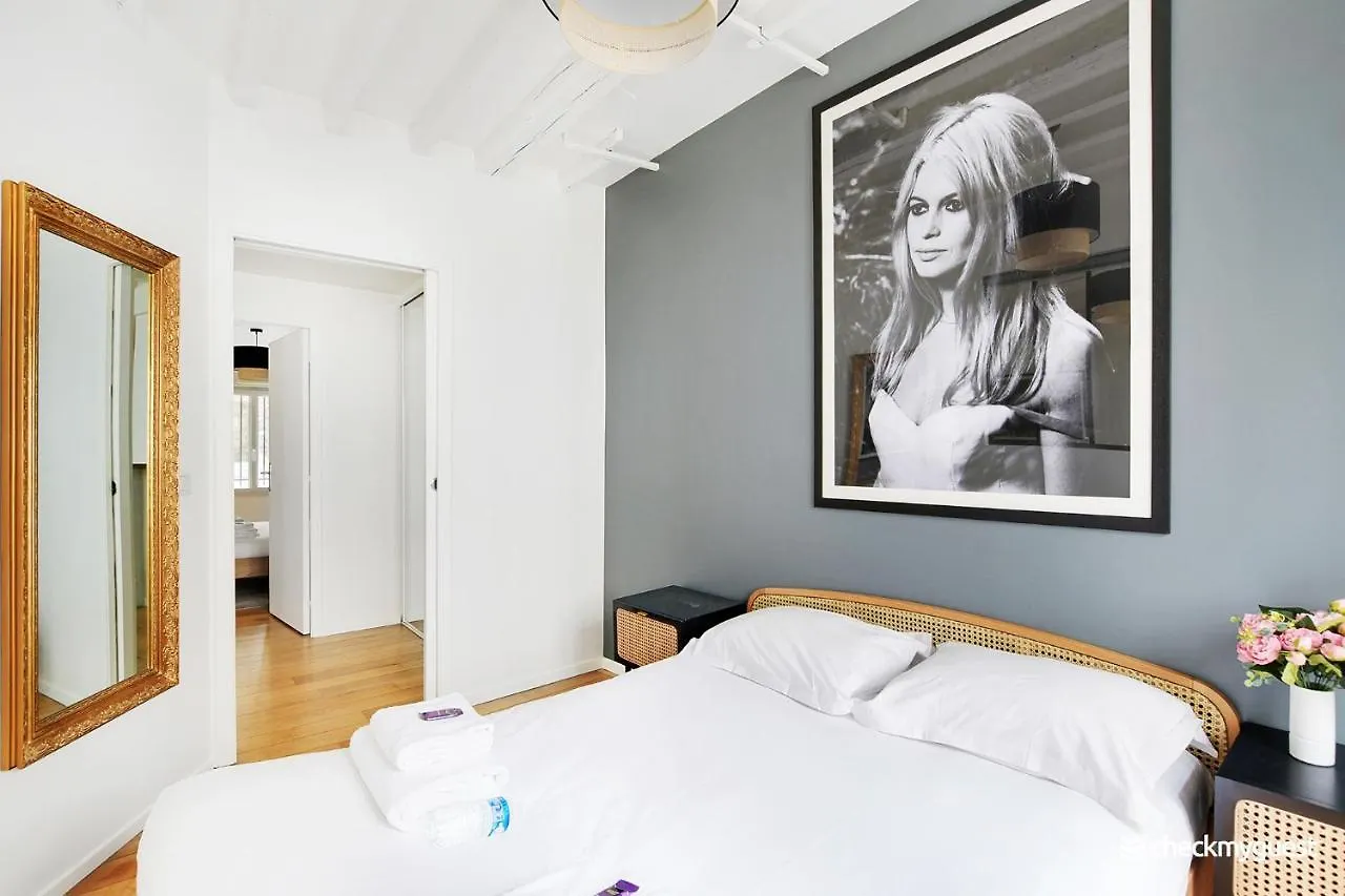 Cmg - Montorgeuil / Grand Boulevard * Paris